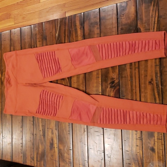 Alo moto leggings - Picture 3 of 8